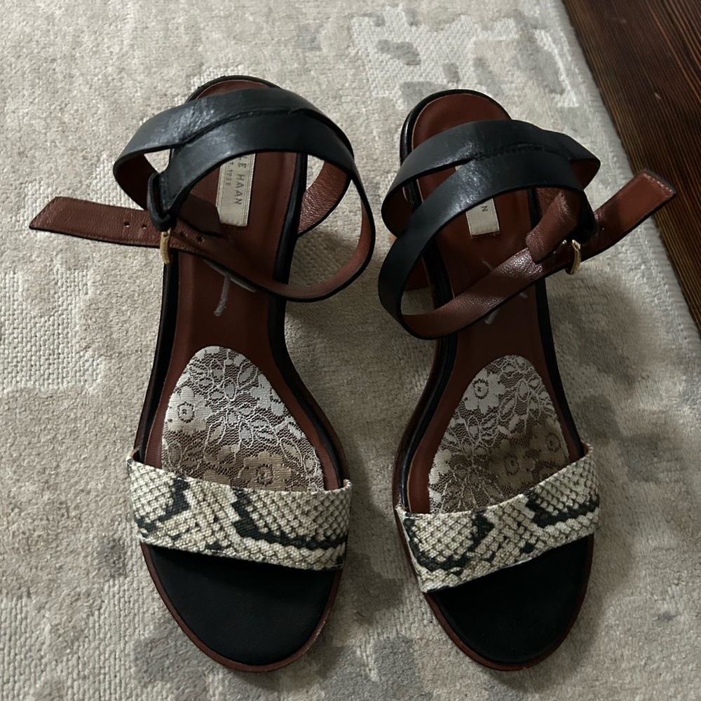 Cole haan block heeled Strappy Sandals size 7M